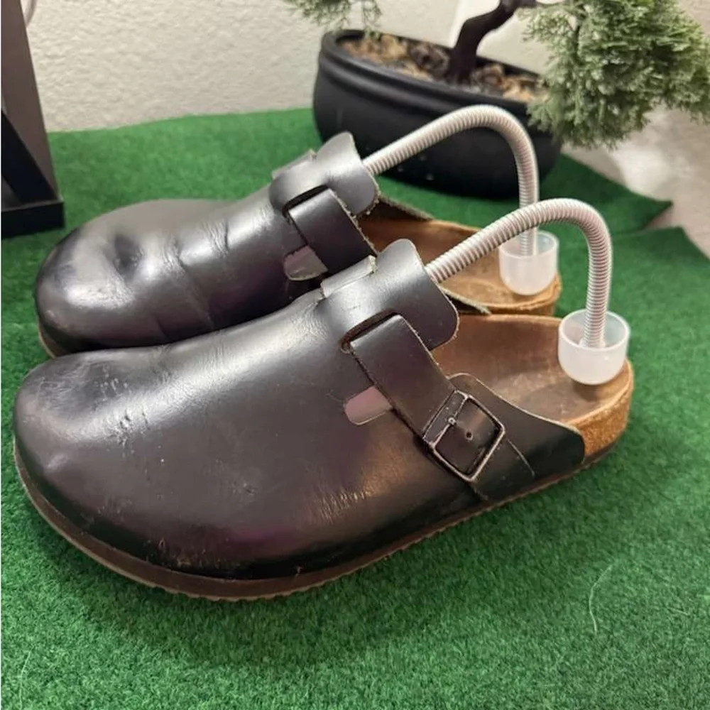 Birkenstock Boston Black Leather Slip-On Sandals - Picture 1 of 9